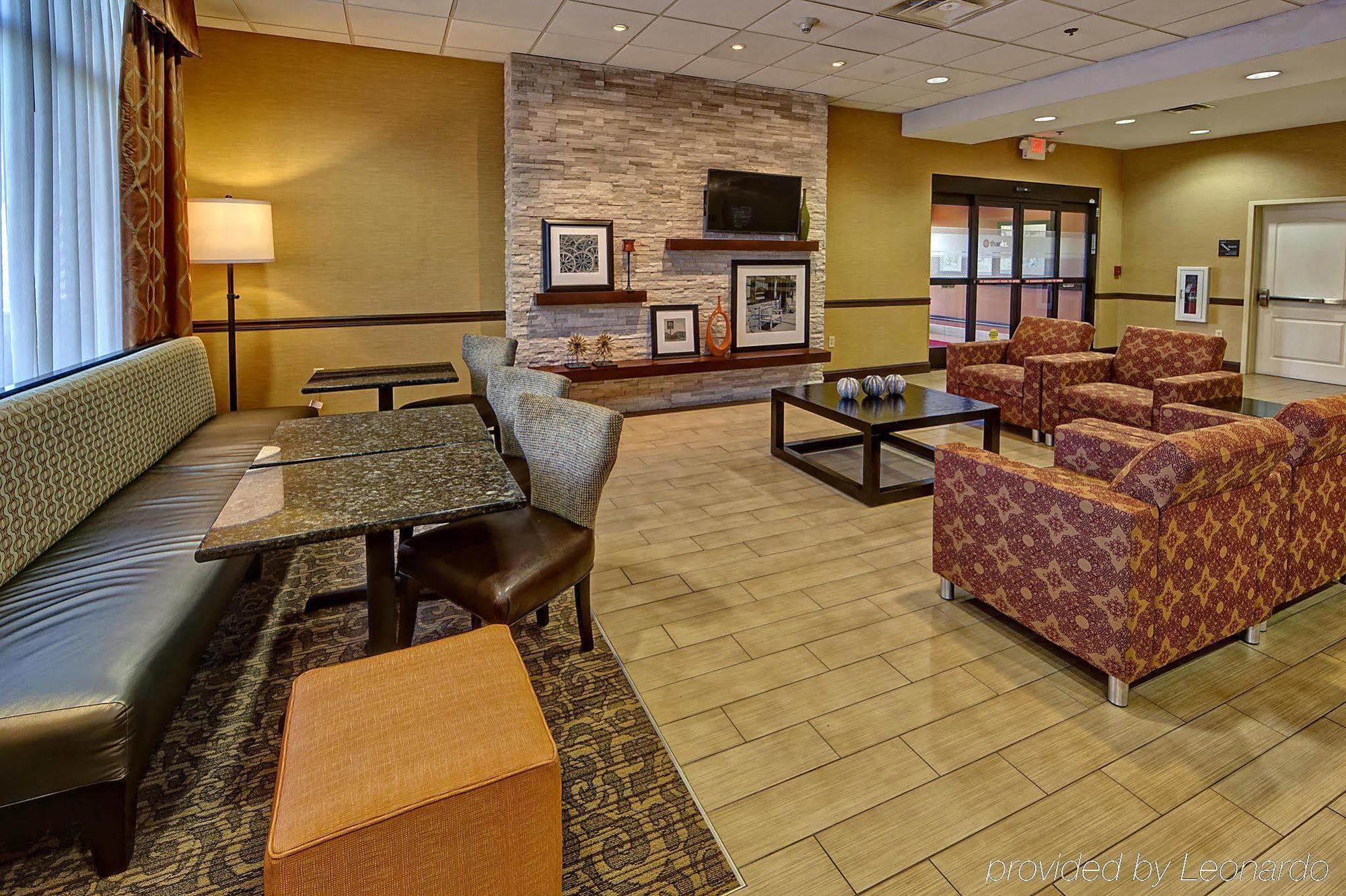 Hampton Inn Crossville Esterno foto
